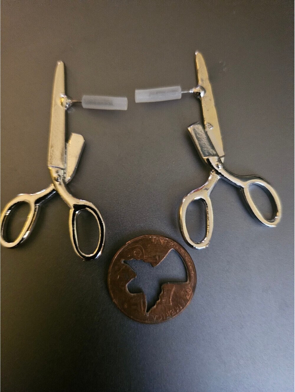 NWT - scissors cutting ear stud earrings - steam punk emo